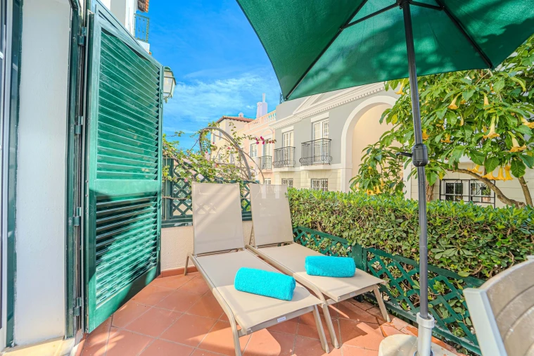 Apartamento T2 para Arrendamento férias em Quarteira Foto 31