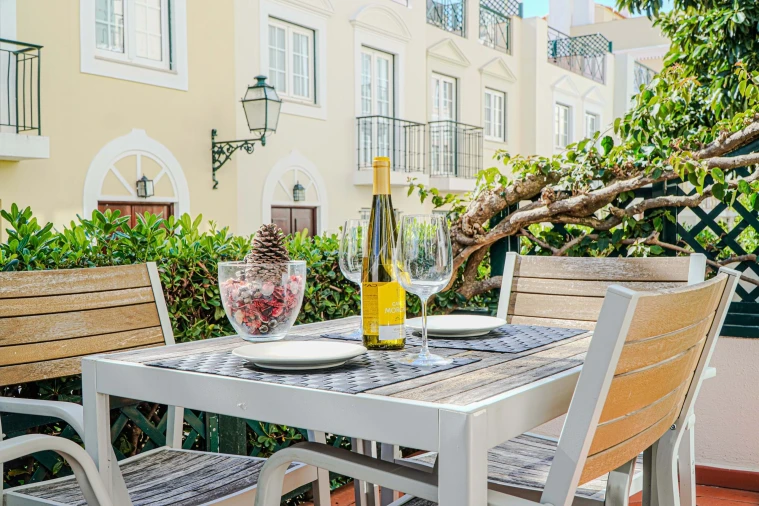 Apartamento T2 para Arrendamento férias em Quarteira Foto 25