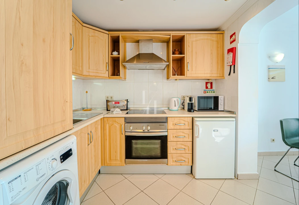 Apartamento T2 para Arrendamento férias em Quarteira Foto 11