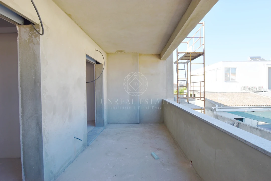 Moradia T4 para Venda em Fernao Ferro Foto 53