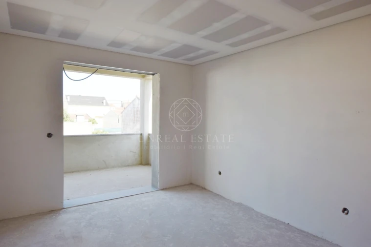 Moradia T4 para Venda em Fernao Ferro Foto 45