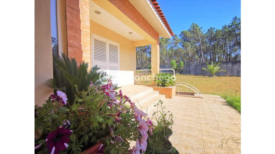 Moradia T3 para Venda em Balazar Foto 5