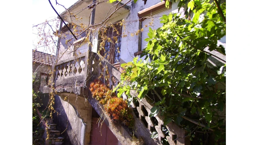 Moradia T0 para Venda em Vila e Roussas Foto 3