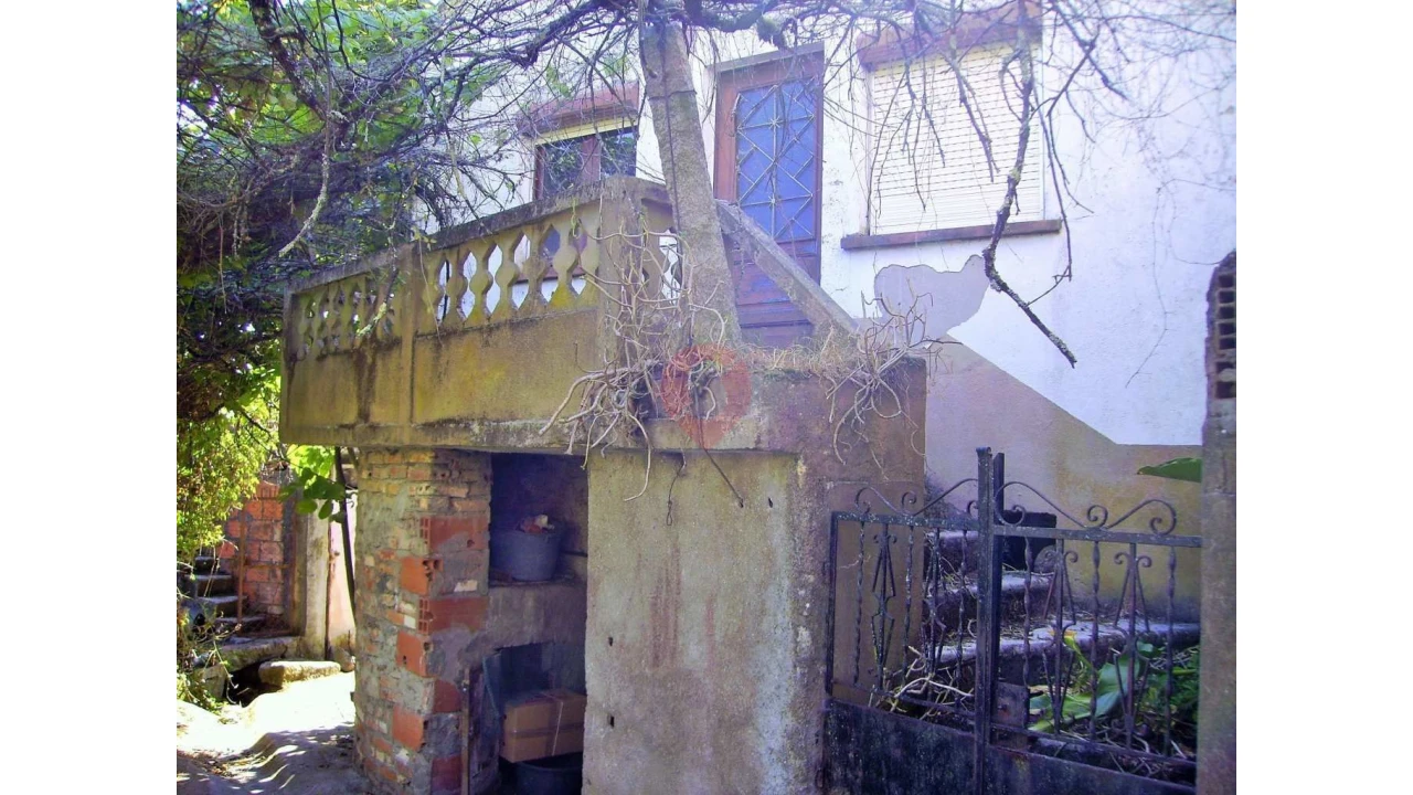 Moradia T0 para Venda em Vila e Roussas Foto 2