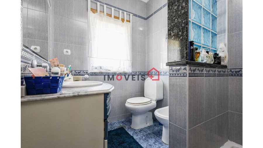 Moradia T5 para Venda em Calvaria de Cima Foto 18