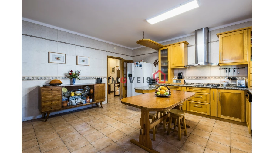 Moradia T5 para Venda em Calvaria de Cima Foto 6