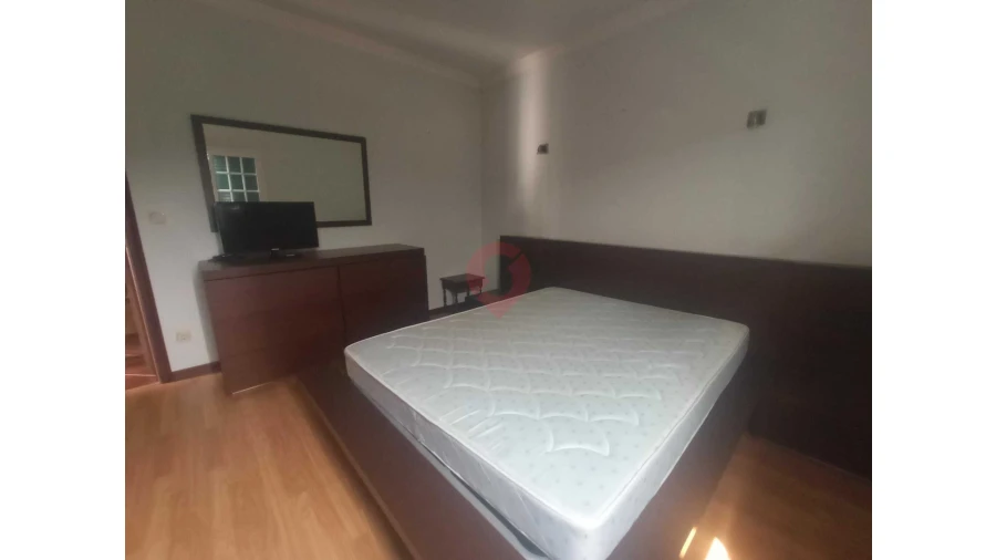 Moradia T4 para Venda em Ceivães e Badim Foto 8