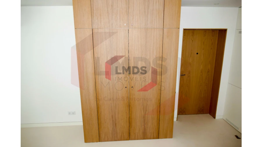 Apartamento T2 para Venda em Cedofeita, Santo Ildefonso, Sé, Miragaia, São Nicolau e Vitória Foto 2