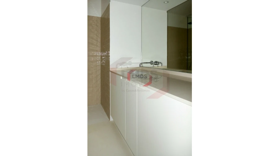 Apartamento T2 para Venda em Cedofeita, Santo Ildefonso, Sé, Miragaia, São Nicolau e Vitória Foto 9