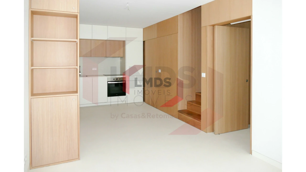 Apartamento T2 para Venda em Cedofeita, Santo Ildefonso, Sé, Miragaia, São Nicolau e Vitória Foto 1