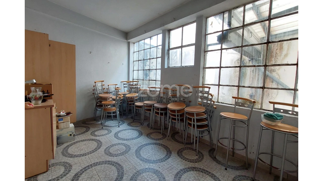 Prédio para Venda em Maiorga Foto 10