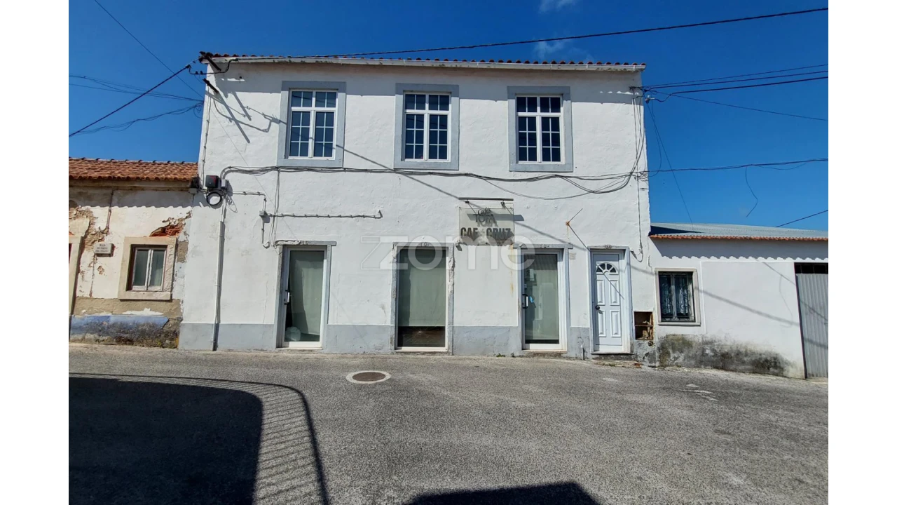 Prédio para Venda em Maiorga Foto 2