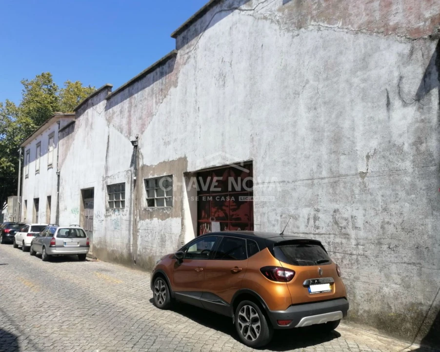 Armazém para Venda em Arcozelo Foto 20