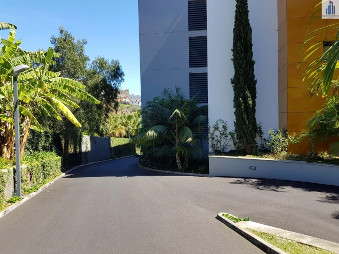 Apartamento T4 para Venda em Funchal (São Pedro) Foto 4