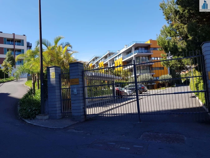 Apartamento T4 para Venda em Funchal (São Pedro) Foto 17