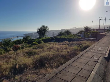 Terreno para Venda em Funchal (Santa Maria Maior)