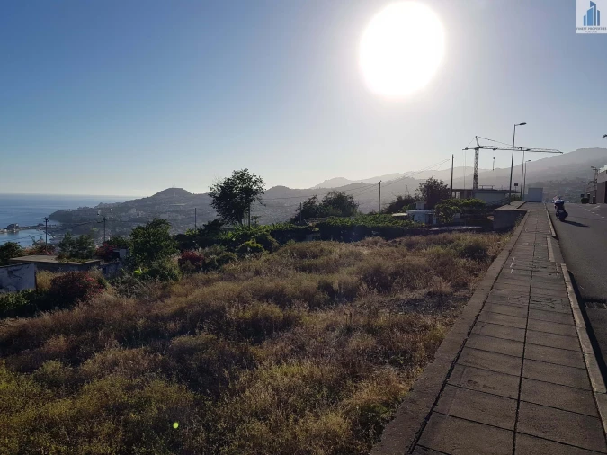 Terreno para Venda em Funchal (Santa Maria Maior) Foto 7