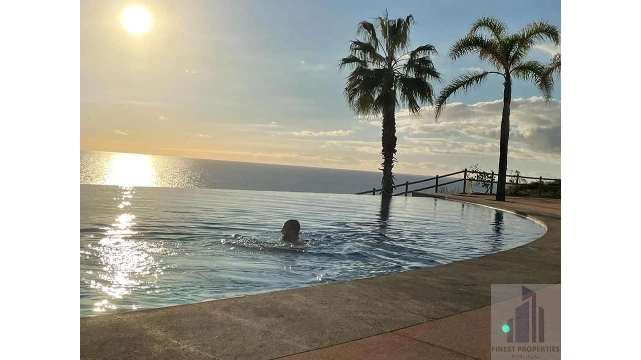 Apartamento T2 para Venda em São Martinho Foto 16