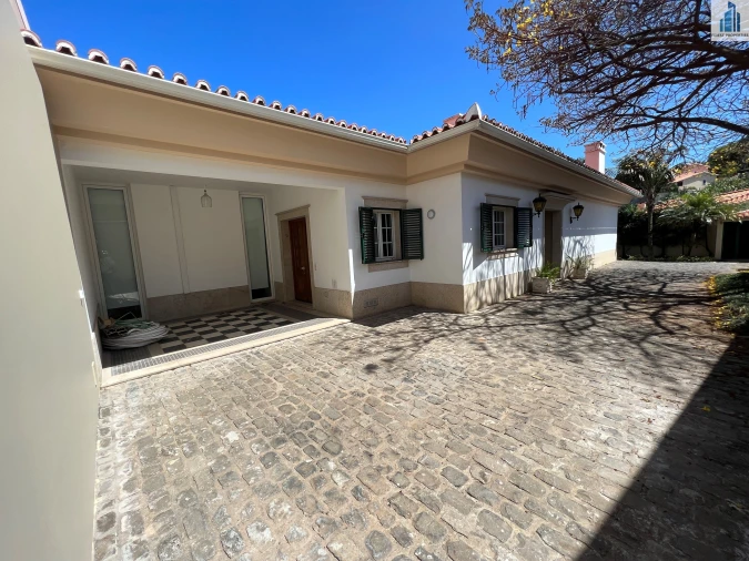 Moradia T4 para Venda em São Martinho Foto 39