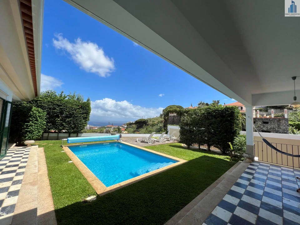 Moradia T4 para Venda em São Martinho Foto 33