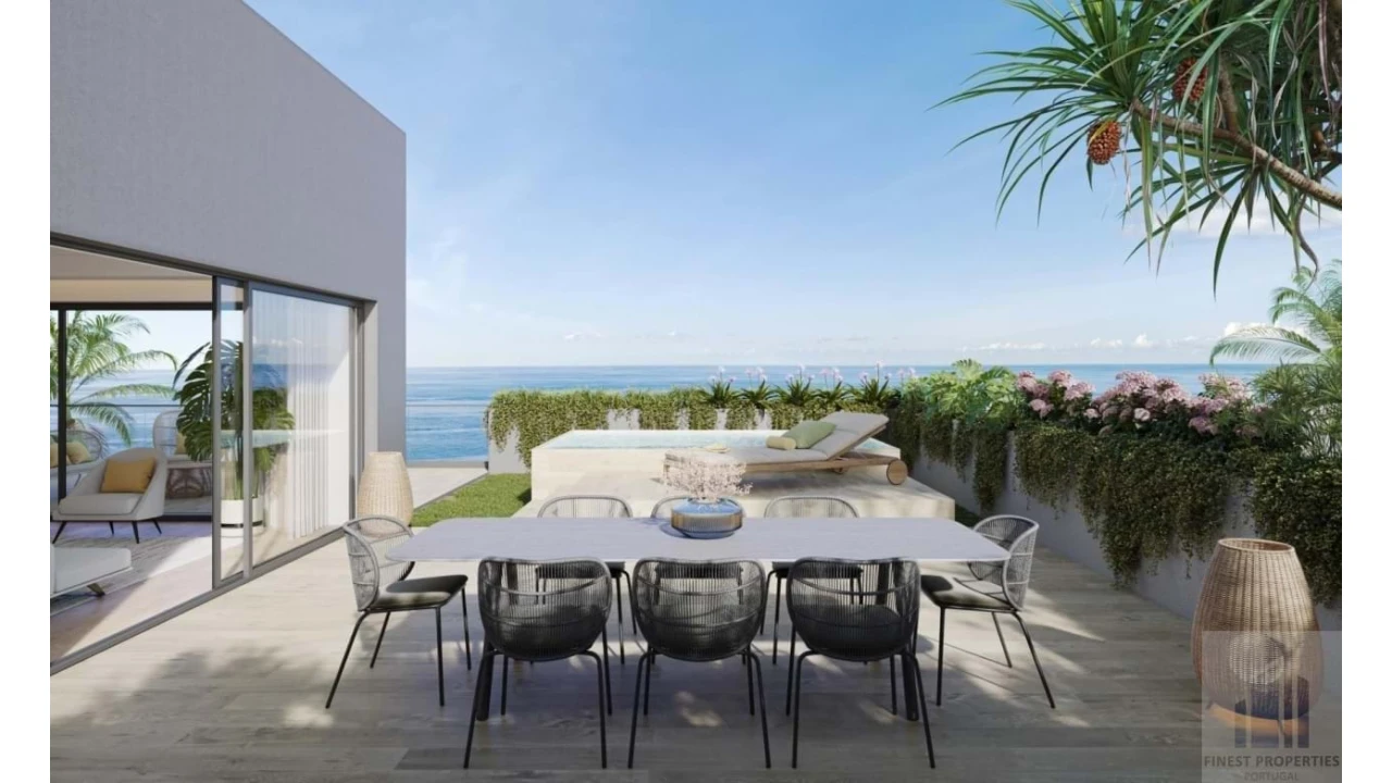 Apartamento T4 para Venda em São Martinho Foto 2