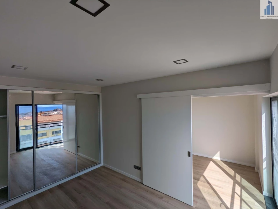 Apartamento T1 para Venda em Funchal (Se) Foto 4