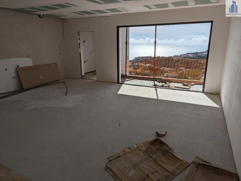 Apartamento T2 para Venda em Camara de Lobos Foto 10