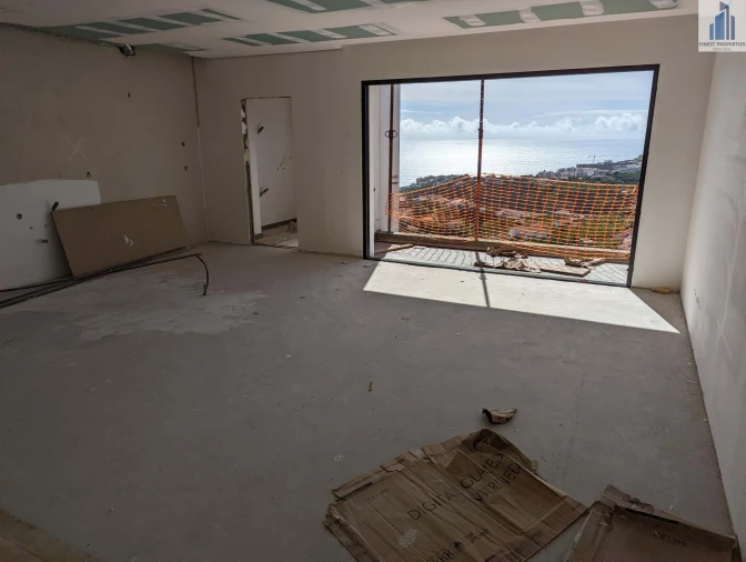 Apartamento T2 para Venda em Camara de Lobos Foto 10