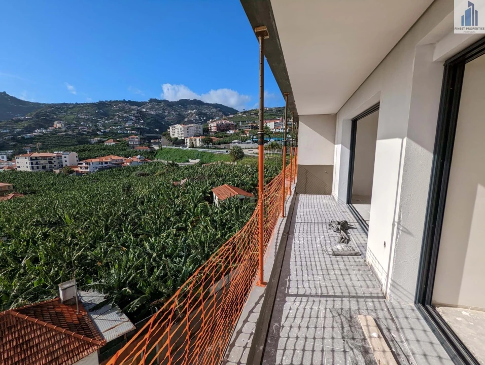 Apartamento T2 para Venda em Camara de Lobos Foto 17