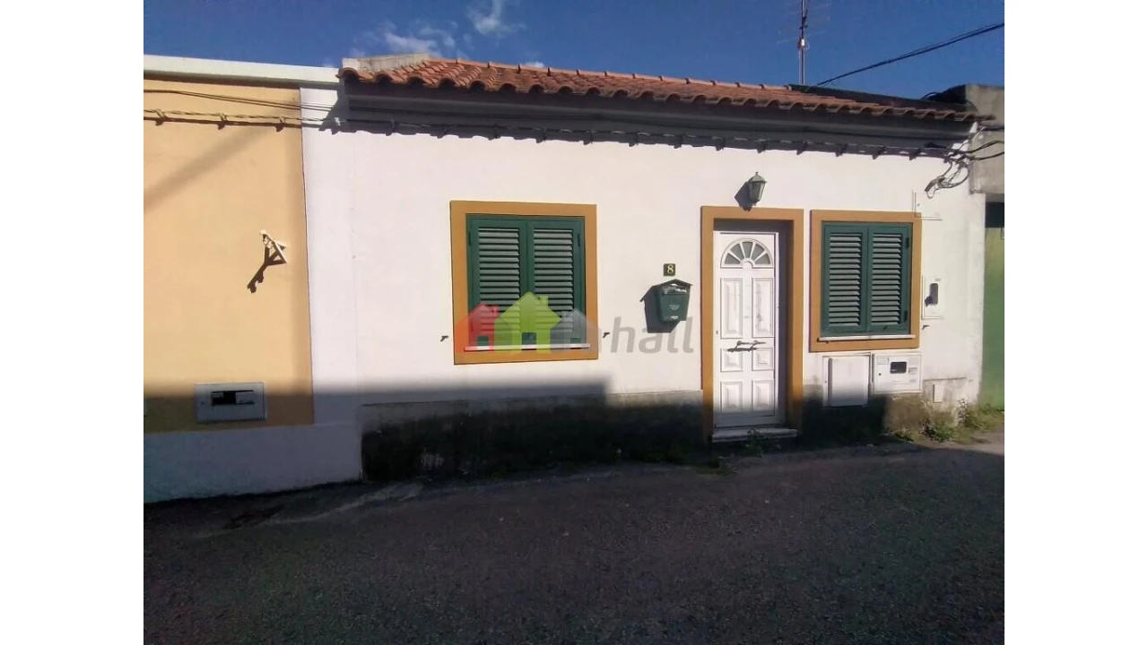 Moradia T1 para Venda em Seixal, Arrentela e Aldeia de Paio Pires Foto 1
