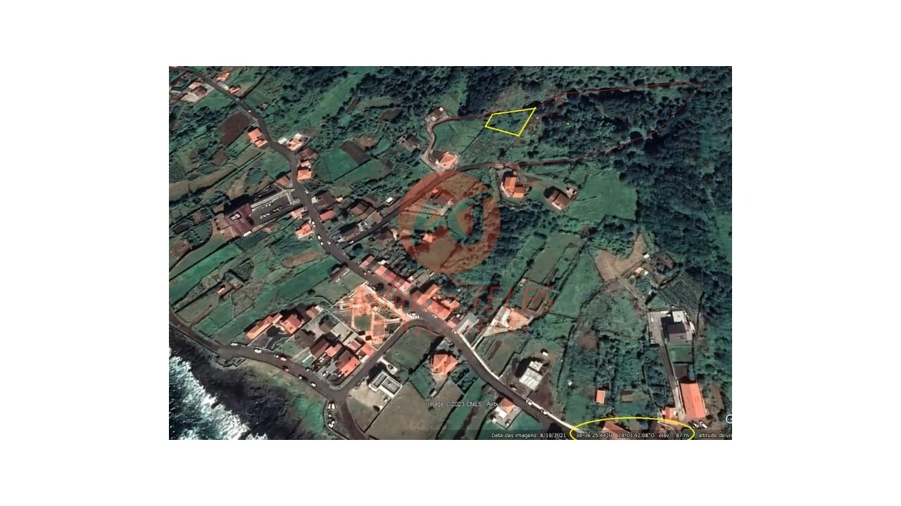 Terreno para Venda em Calheta Foto 2
