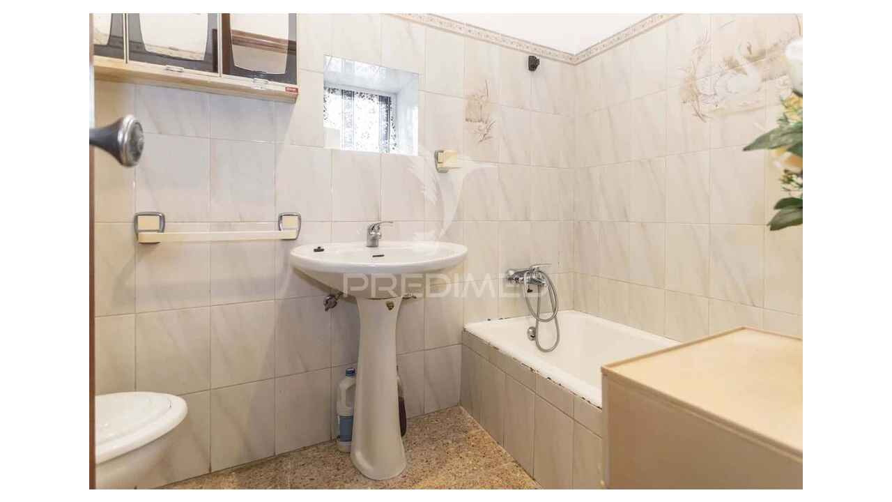 Moradia T3 para Venda em Torrão Foto 11