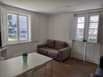 Quarto para Arrendamento em Azurem