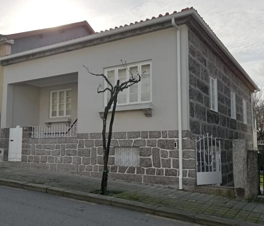 Quarto para Arrendamento em Azurem Foto 1