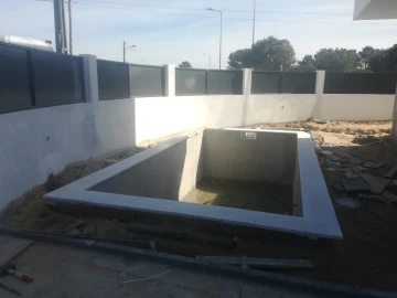 Moradia T4 para Venda em Fernao Ferro