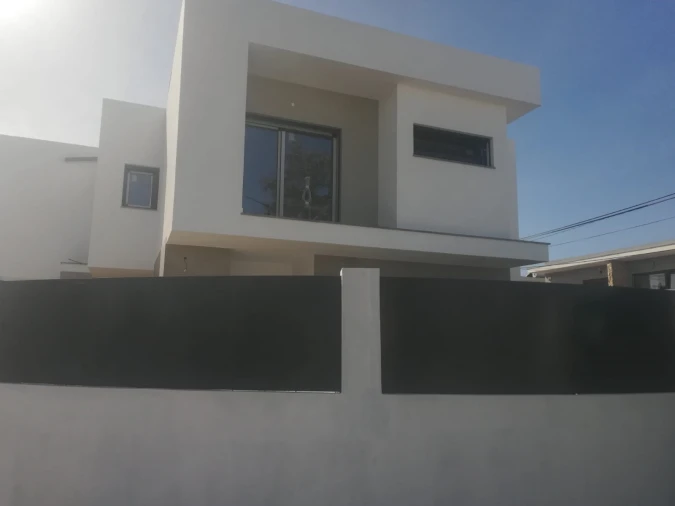 Moradia T4 para Venda em Fernao Ferro Foto 11