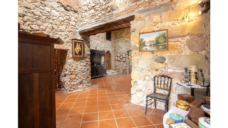 Moradia T5 para Venda em São Gregório e Santa Justa Foto 5