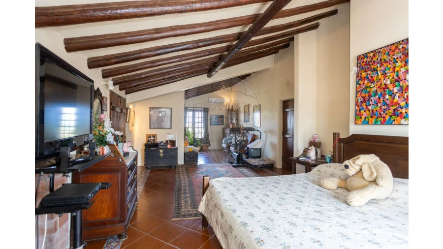 Moradia T5 para Venda em São Gregório e Santa Justa Foto 23