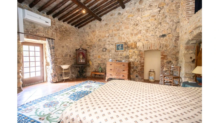 Moradia T5 para Venda em São Gregório e Santa Justa Foto 20