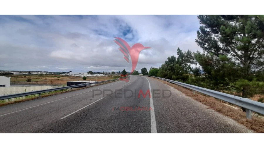 Terreno para Venda em Aveiras de Cima Foto 13