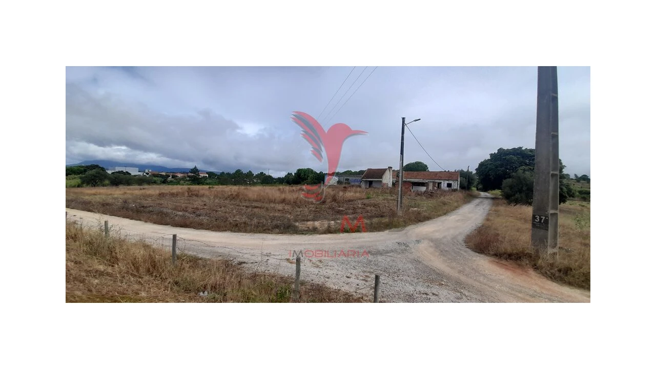 Terreno para Venda em Aveiras de Cima Foto 8