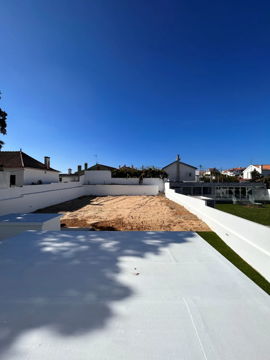 Moradia T4 para Venda em Charneca de Caparica e Sobreda Foto 3