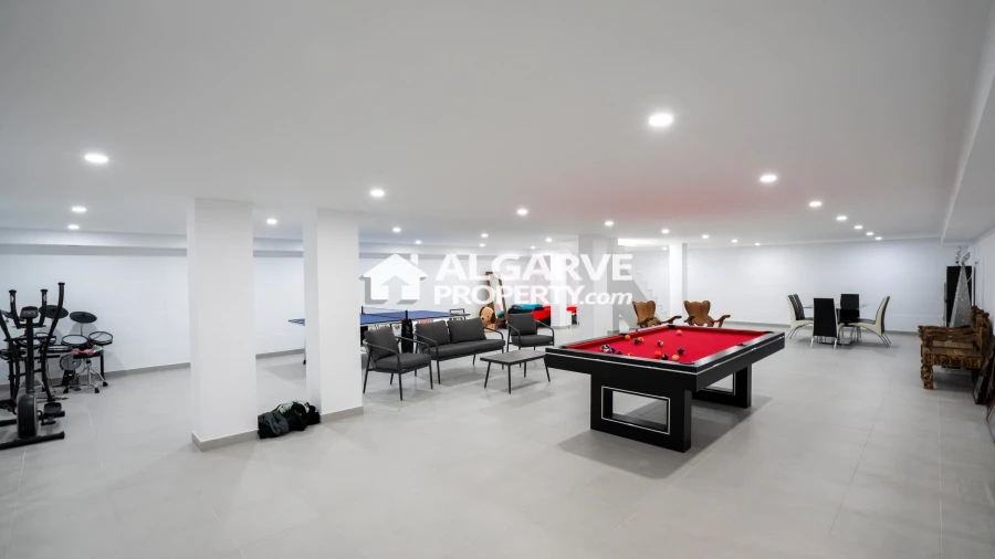 Moradia T4 para Venda em Olhão Foto 33