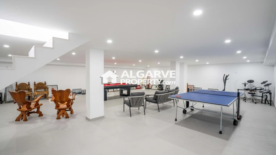 Moradia T4 para Venda em Olhão Foto 31