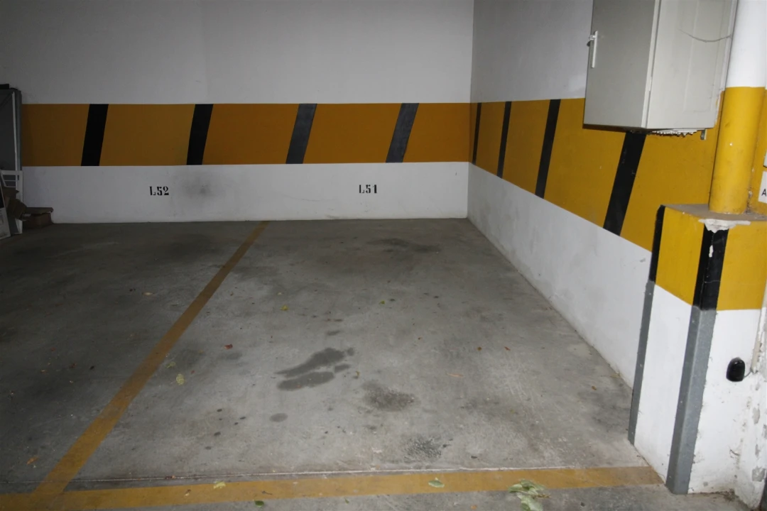 Garagem para Arrendamento em Lagos (São Sebastião e Santa Maria) Foto 11