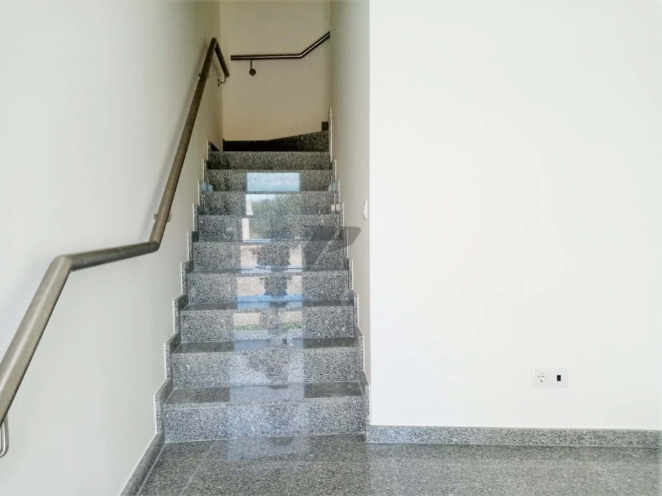 Apartamento T2 para Venda em Seixal Foto 2