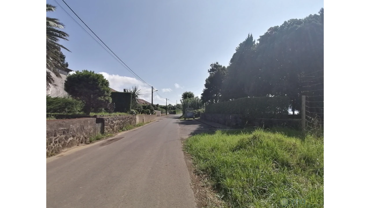 Terreno para Venda em Feteira Foto 3