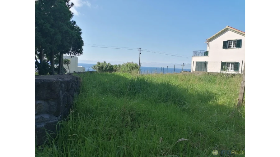 Terreno para Venda em Feteira Foto 2