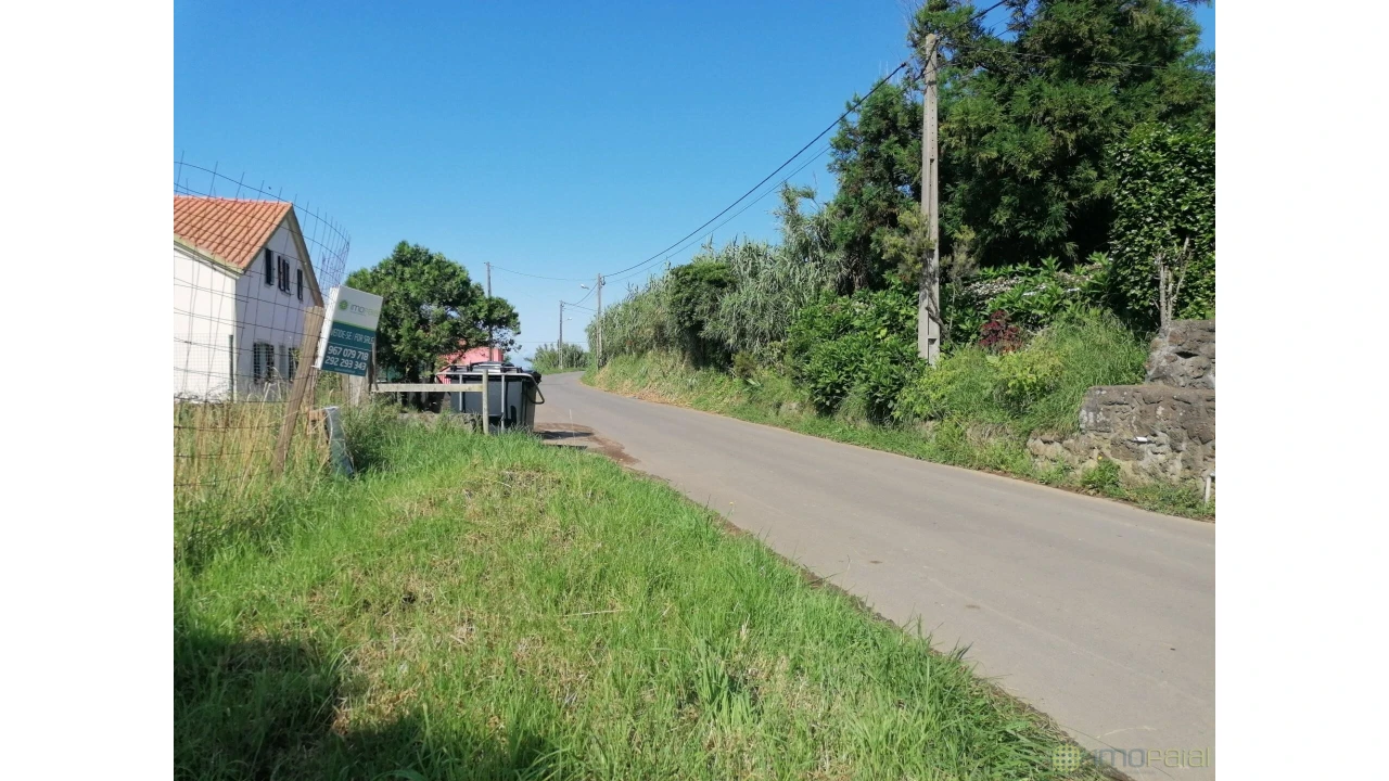 Terreno para Venda em Feteira Foto 4