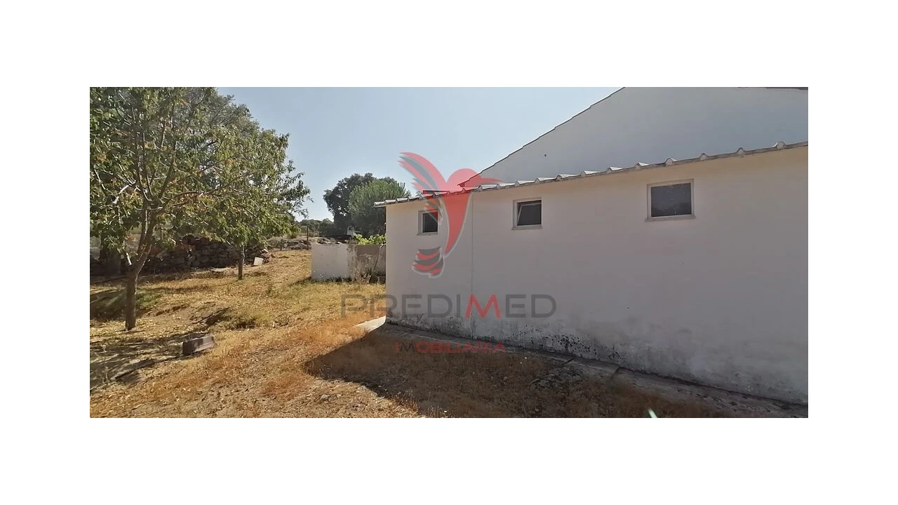 Quinta T2 para Venda em Urra Foto 19